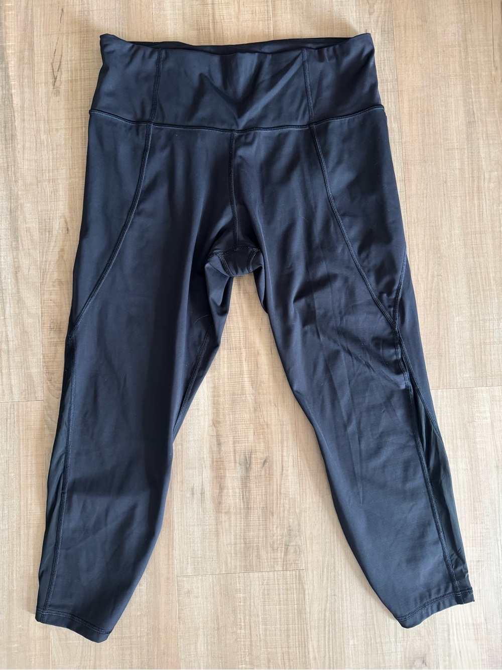 Women’s High-Waist 7/8 Length Athleta Black Leggings